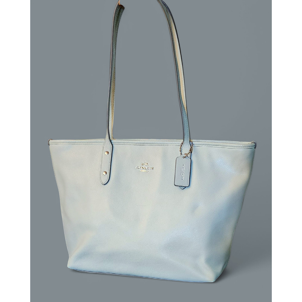 Coach City Zip pale green cross grain leather shoulder bag